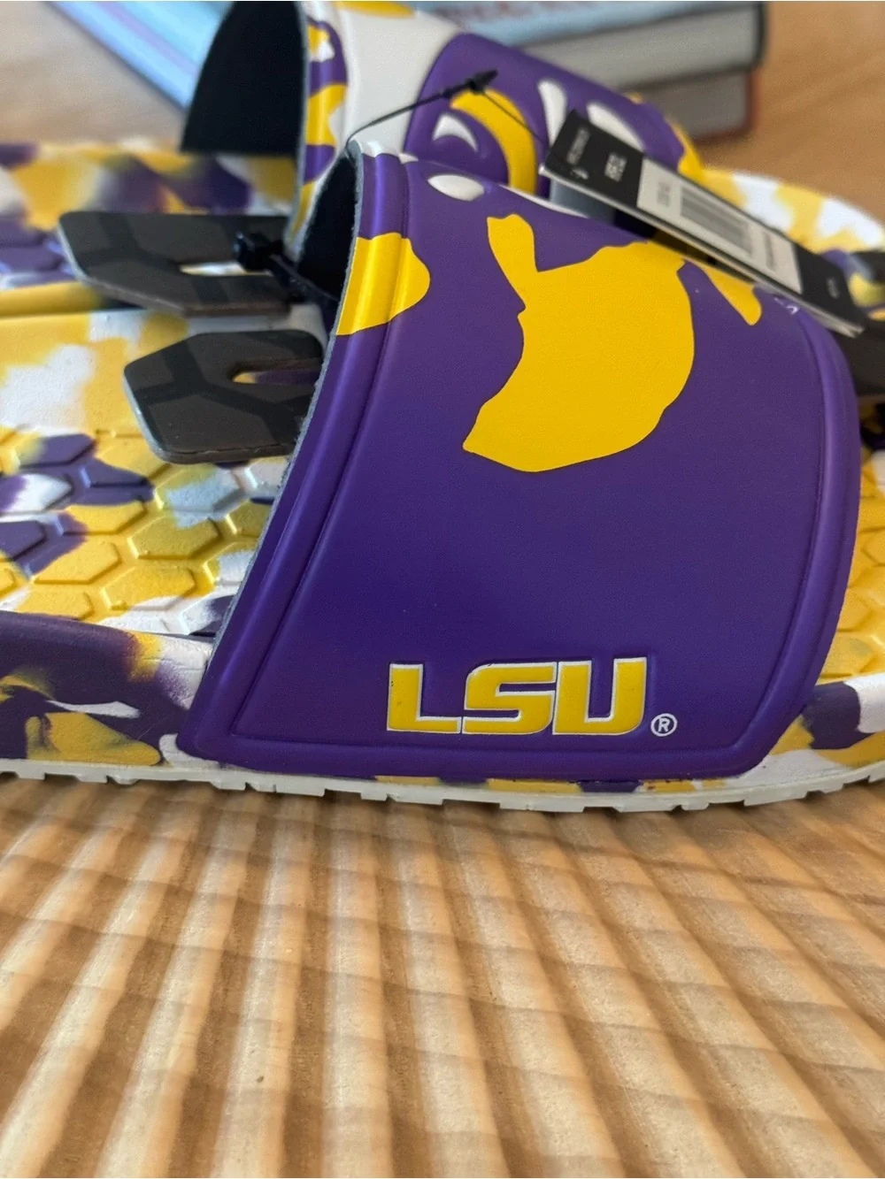 Hype Co College NCAA Men’s LSU Tigers Sandal Slides Unisex W11/M9 NWT